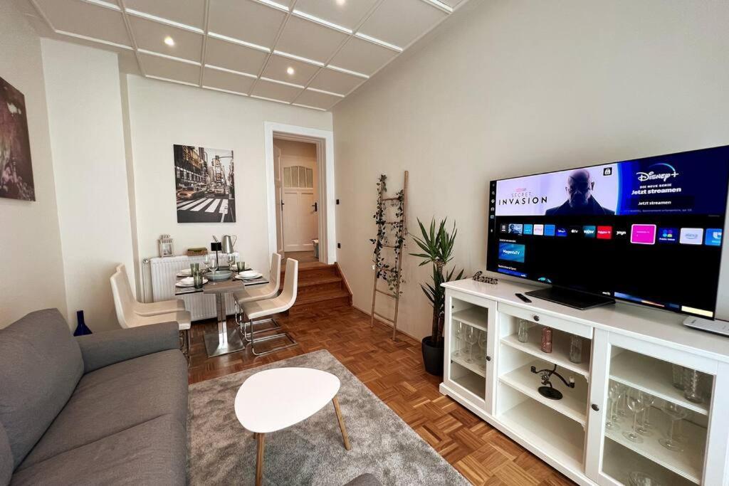 Soul-Apartment Terrasse Privat-Parkplatz Boxspringbett 55Zoll Tv Wlan Leipzig Exterior foto
